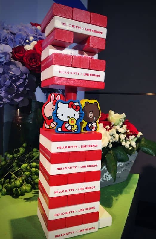 Hello Kitty x Line Jenga