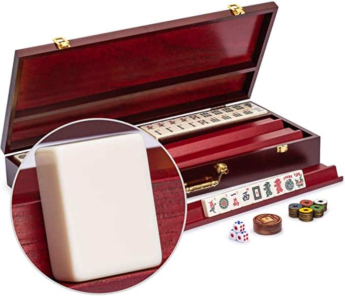 Yellow Mountain Imports White Vinyl Japanese Riichi Mahjong Set With Case