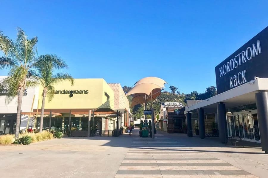 8 Best Shopping Malls in San Diego (2022 Update)